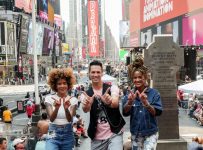 <strong>Wonderama ‘World Experience’ Live in Times Square July 25-29</strong><em>A World of Entertainment on Stage featuring announcements from the U.S. Census, 80 performances and taping 26 episodes with rising talent and social superstars</em>