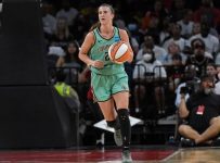 Ionescu ties Parker’s career triple-doubles record