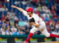 Ex-top pick Appel, 30, makes MLB debut for Phils